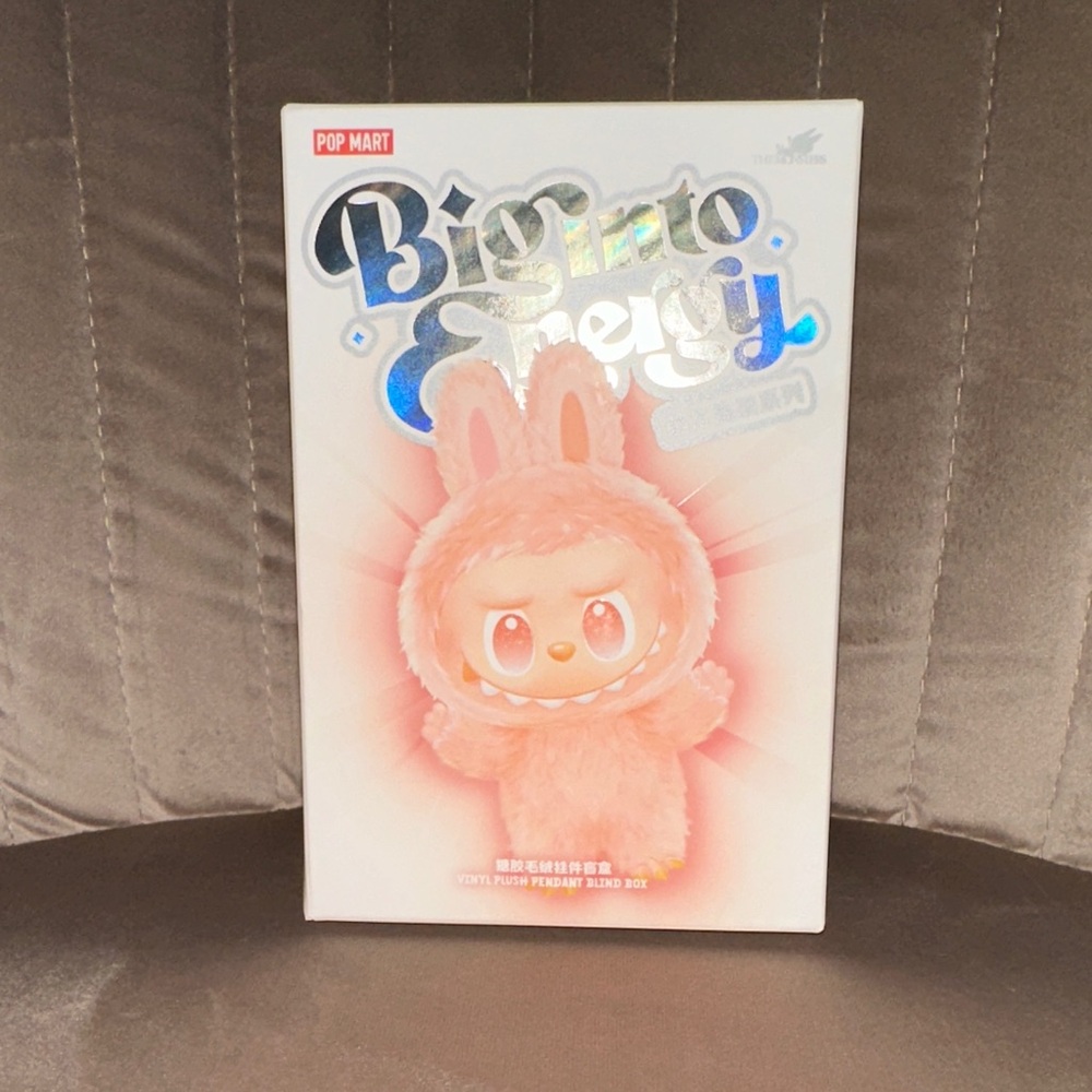 THE MONSTERS Big into Energy Series-Vinyl Plush Pendant Blind (Labubu)